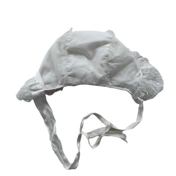 Vintage Baby Heirloom Lace Floral Embroidered Bonnet - Picture 5 of 9